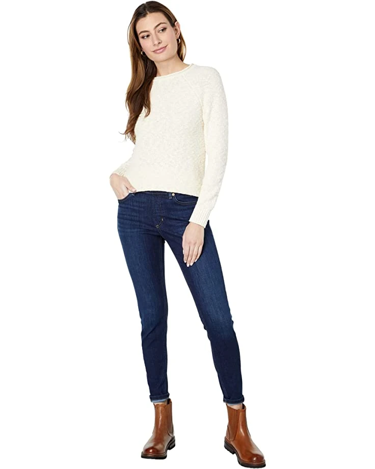 L.L.Bean BeanFlex Pull-On Jeans in Rinsed 4 L.L.Bean BeanFlex Pull-On Jeans in Rinsed - Image 4