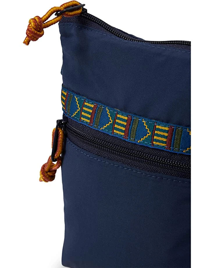 L.L.Bean Handbags Mountain Classic Crossbody Bag 4 L.L.Bean Handbags Mountain Classic Crossbody Bag - Image 4