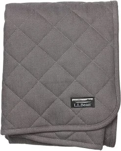 L.L.Bean Pet Beds Rugged Quilted Dog Blanket Medium 3 L.L.Bean Pet Beds Rugged Quilted Dog Blanket Medium -L.L.Bean Shop 81HKxbQReZL. AC SR736920