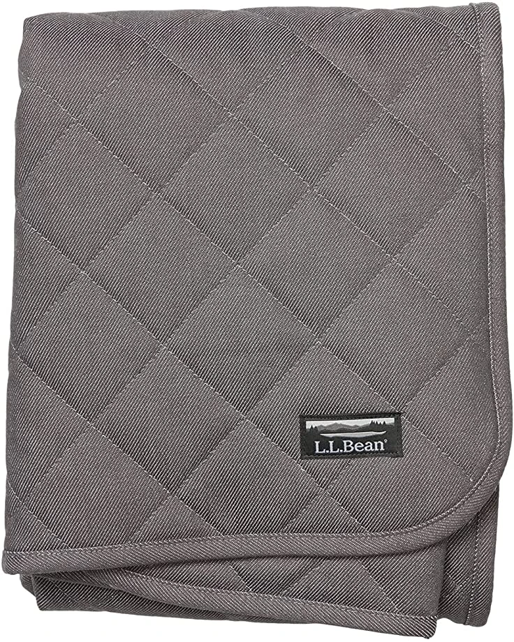 81HKxbQReZL._AC_SR736920_.jpg L.L.Bean Pet Beds Rugged Quilted Dog Blanket Medium -L.L.Bean Shop
